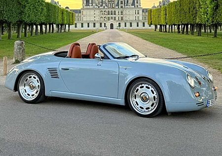 Porsche 356 Iconic Speedster 987 Restomod