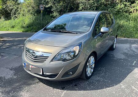 Opel Meriva Active 1.4 Automatik / 1. Hand / Tüv neu Euro 6
