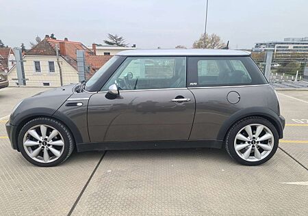 Mini Cooper PANO LEDER KLIMA TÜV 11/26