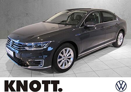 VW Passat Volkswagen GTE