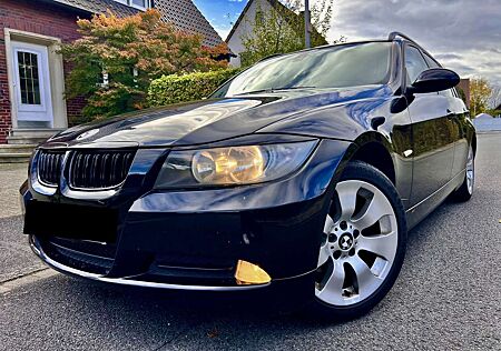 BMW 318 8 FACH/ TÜV / APPLE PLAY/NEUTEILE/TOP