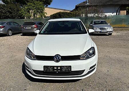 VW Golf Volkswagen Cup BMT Klimaaut. Sitzheizung PDC 1 Hand S-Heft