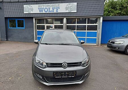 VW Polo Volkswagen V Life