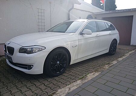 BMW 520d 520 Touring Aut.