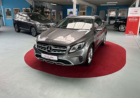 Mercedes-Benz GLA 200 AHK NAVI LEDER PDC SHZ