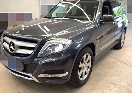 Mercedes-Benz GLK 220 4Matic *Panorama*Holz*Ambientelicht*ILS*