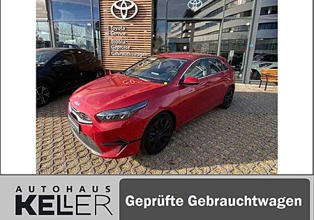 Kia Cee'd Ceed / 1.5 T-GDI DCT7 OPF Spirit