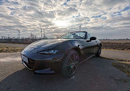 Mazda MX-5 RF SKYACTIV-G 2.0 Kazari