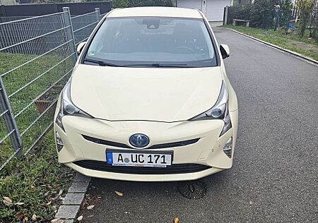 Toyota Prius +