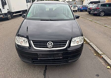 VW Touran Volkswagen Trendline