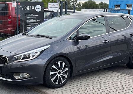 Kia Cee'd Ceed / 1.6 GDI Automatik Navi Panorama