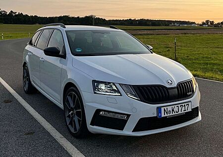 Skoda Octavia 2.0 TDI DSG RS