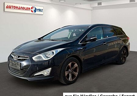 Hyundai i40 Kombi 1.7 CRDi AAC PDC Navi SHZ Pano