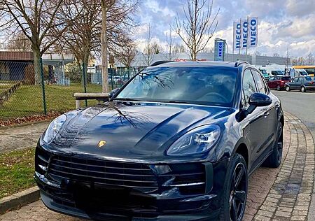 Porsche Macan PDK