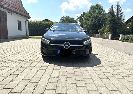 Mercedes-Benz A 200 Progressive / MBUX / 19 Zoll Top gepflegt