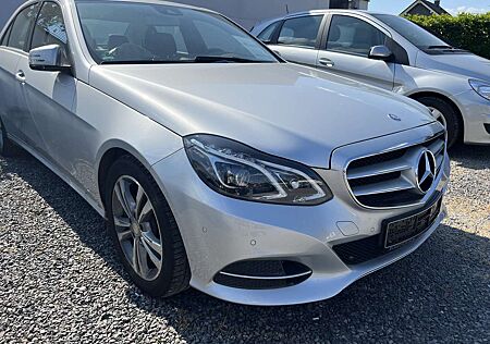 Mercedes-Benz E 250 CGI BlueEfficiency (212.036)