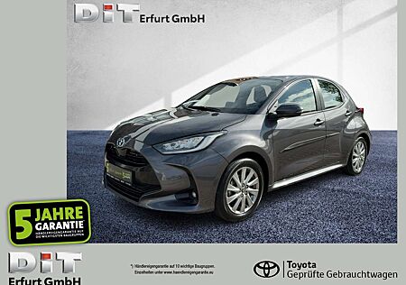 Toyota Yaris 1.5 Luxe ACC+LED+Navi+SHZ+Fernlichtass.+LM