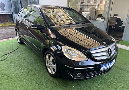 Mercedes-Benz B 200 KlimaA,PDC,MFL,EF,SHZ,XEN,TOP