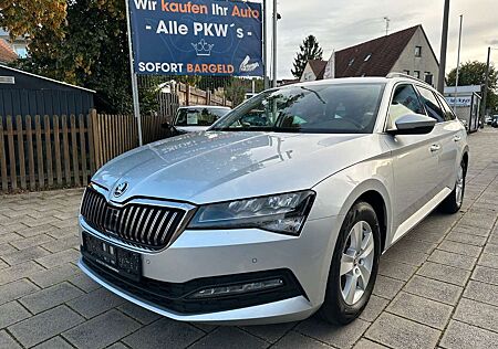 Skoda Superb Combi Ambition 1HAND/8FACH/NAVI