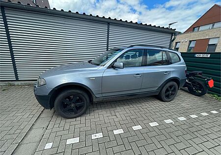 BMW X3 3.0i Aut.