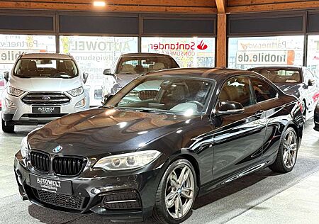 BMW 235i 235 M Coupe Automatik NAVI-LEDER-XENON-KAMERA