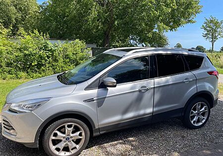 Ford Kuga 2.0 TDCi 4x4 Aut. Titanium