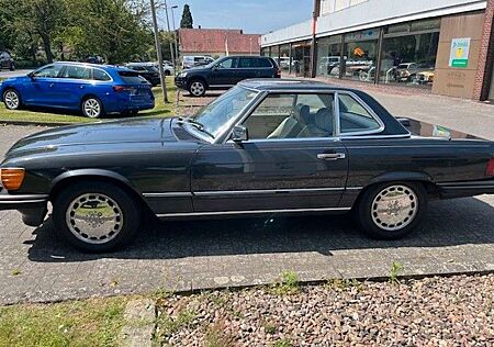 Mercedes-Benz SL 560 W107 Cabrio /TÜV neu