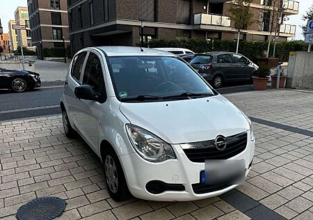 Opel Agila 1.0