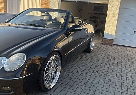 Mercedes-Benz CLK 200 Cabrio Kompressor Automatik Avantgarde Grand Editi
