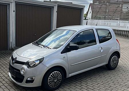 Renault Twingo Tüv/Service/Allwetterreifen Neu. Top Zustand.