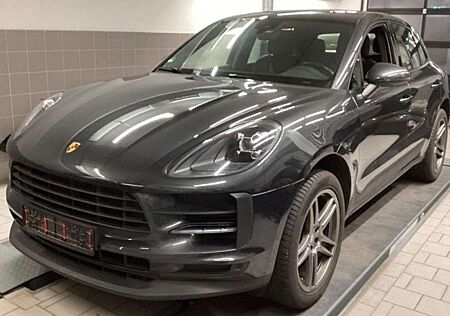 Porsche Macan Basis*Panorama*elek.AHK*20" Turbo*Nav