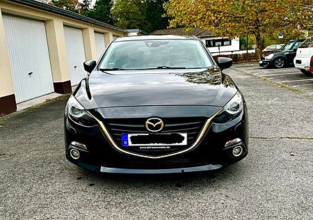 Mazda 3 Sports-Line/ Sportoptik mit Goldelementen