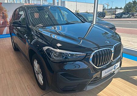 BMW X1 xDrive20d Navi Leder Pano Head-Up Kam ACC LED
