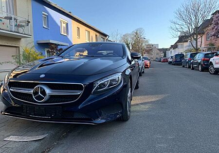 Mercedes-Benz S 500 Coupe 4Matic 9G-TRONIC