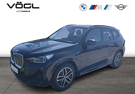 BMW iX1 xDrive30 M Sportpaket HK HiFi DAB LED Shz