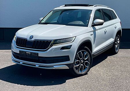 Skoda Kodiaq 4x4-PANO-AHK-1.HD-MEMORY-R.KAM-STANDHEIZ.