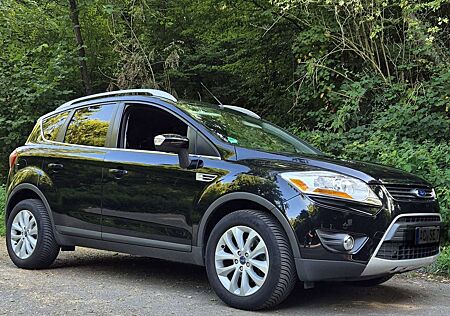 Ford Kuga 2.5T 4x4 Titanium AHK Xenon