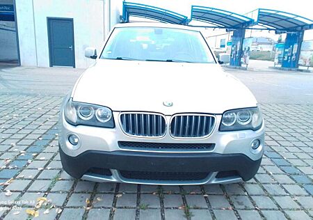 BMW X3 Baureihe 3.0d