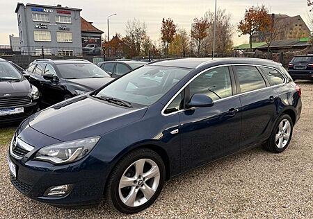 Opel Astra 1.4 T Kbi/Navi/Bi-Xenon/2xPDC/Sitzh/Temp.!