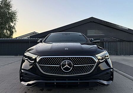 Mercedes-Benz E 400 E 4M Night Dist+ 3D dash 4D sound RareRotW Massage