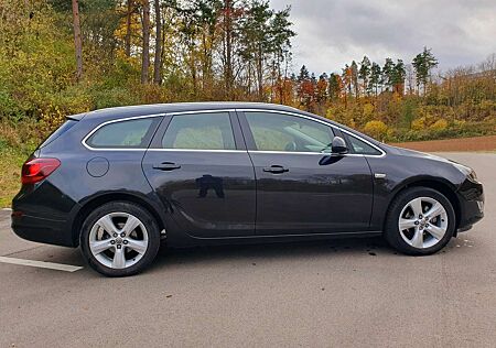 Opel Astra J ST. 1.4 Turbo 2012 Inspektion neu