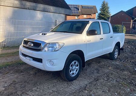 Toyota Hilux Doka,AC,4x4,nettoexp:12500€