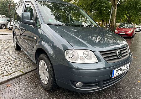 VW Caddy Volkswagen Life Team