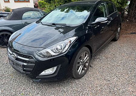 Hyundai i30 blue Style