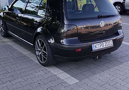 VW Golf Volkswagen 1.9 TDI