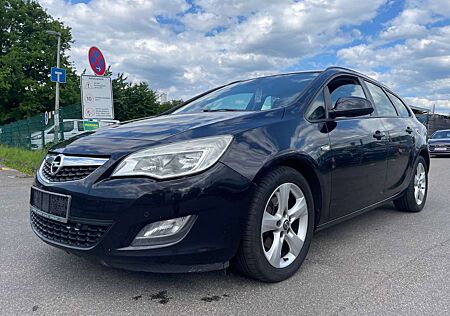 Opel Astra J Sports Tourer Edition
