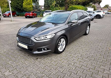 Ford Mondeo Turnier 2.0 EcoBoost Start-Stopp Autom. Tit