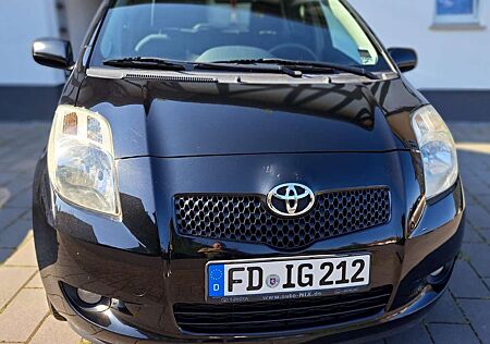 Toyota Yaris 1.0 VVT-i