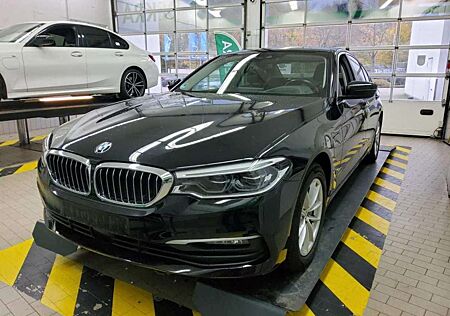 BMW 530 e LIMOUSINE 17Z./LED/ACC/HuD/360°/KEYLESS