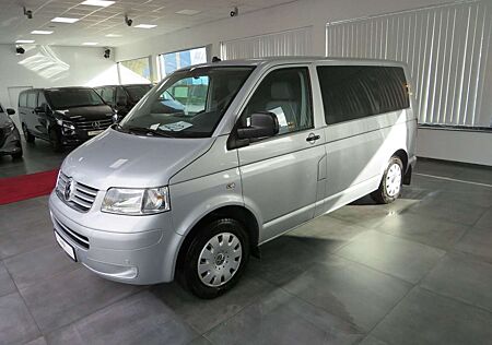 VW T5 Volkswagen Stolle Bestattungswagen / Leichenwagen